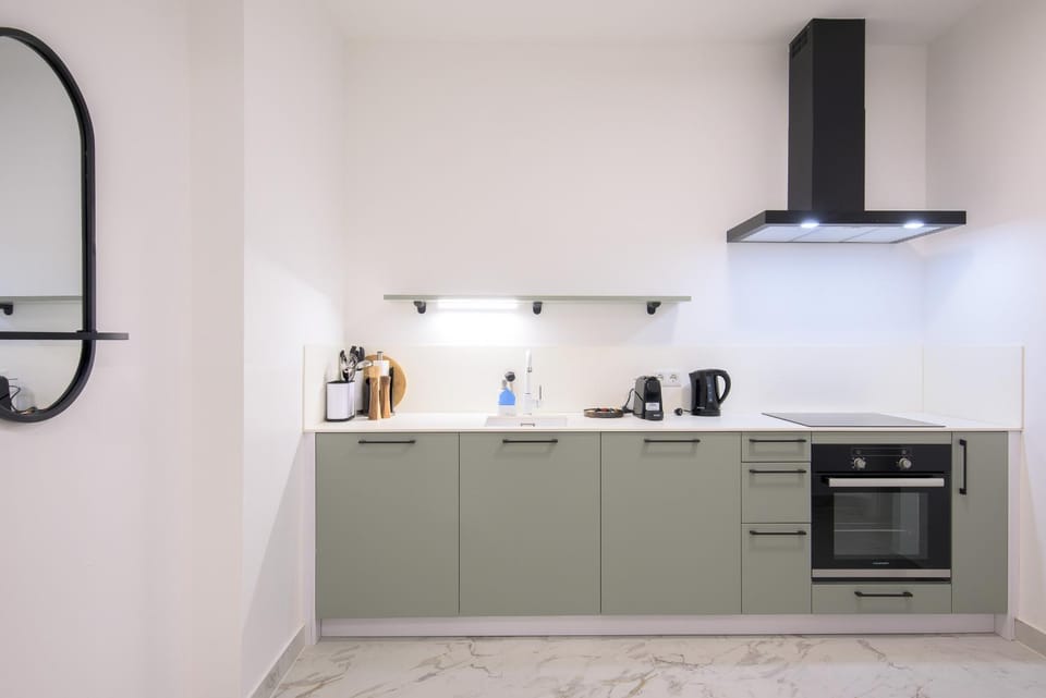 Coffee/tea facilities, Kitchen or kitchenette