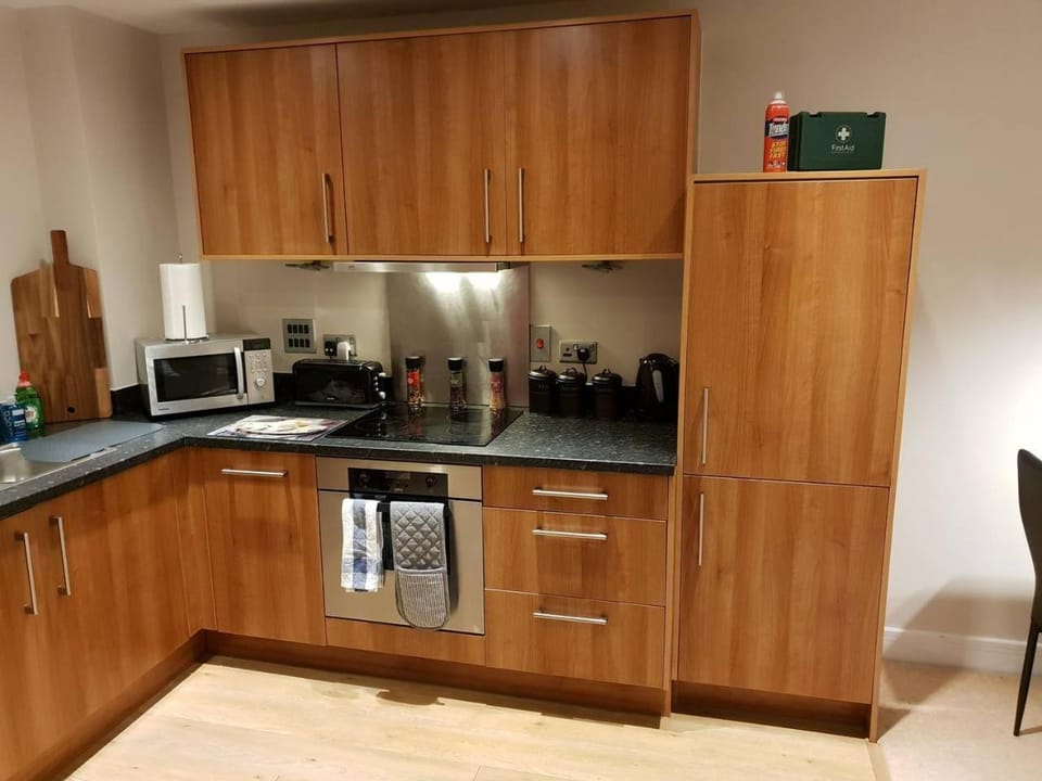 Photo of the whole room, furniture
