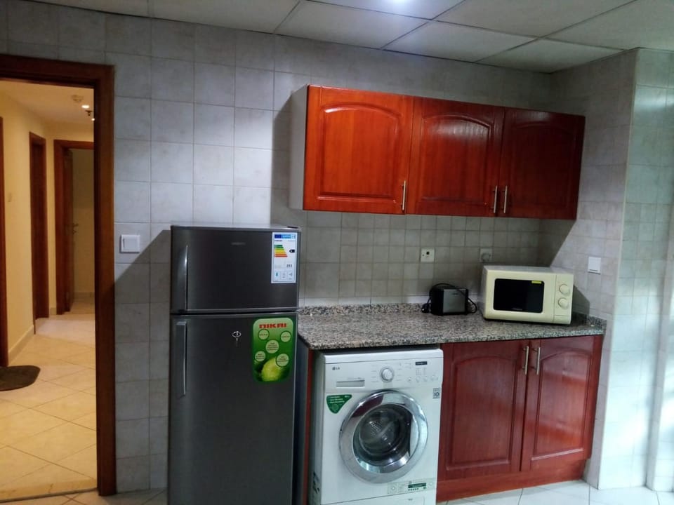 Lovely 2BR Al Deyafa Apartment in Dubai