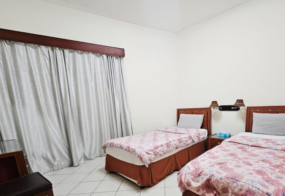 Lovely 2BR Al Deyafa Apartment in Dubai