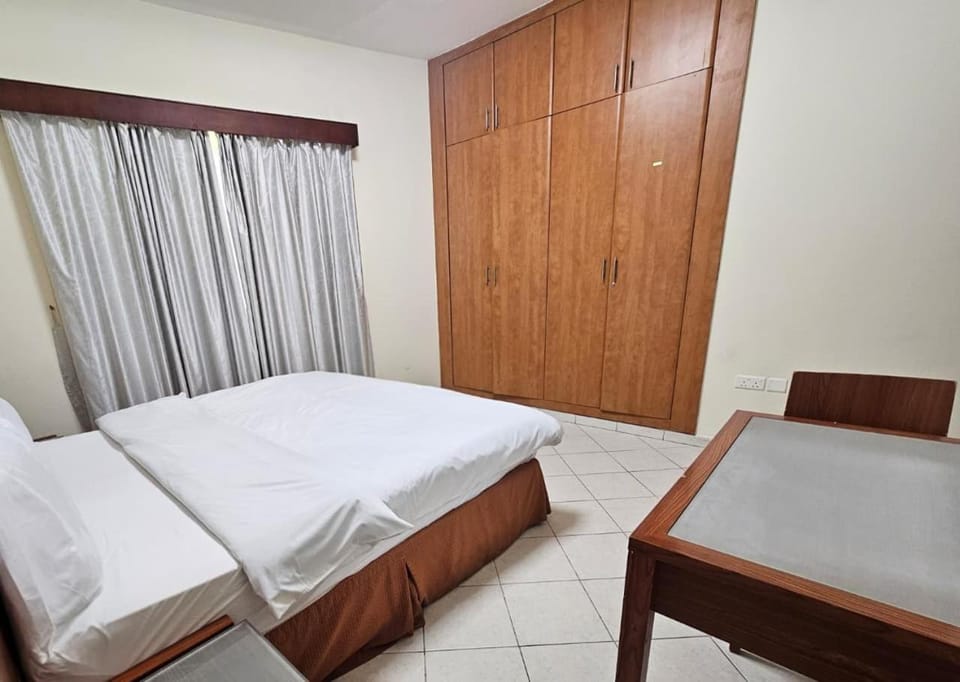 Lovely 2BR Al Deyafa Apartment in Dubai