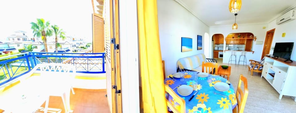 TV and multimedia, View (from property/room), Balcony/Terrace, Living room, Dining area