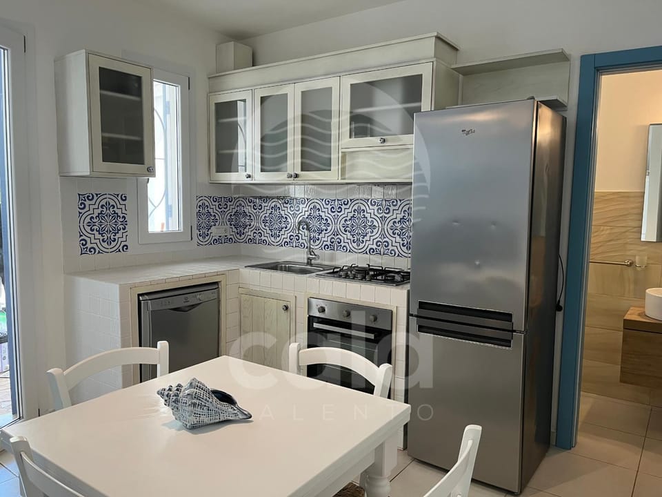 Kitchen or kitchenette, Dining area, dishwasher, pet friendly, stove