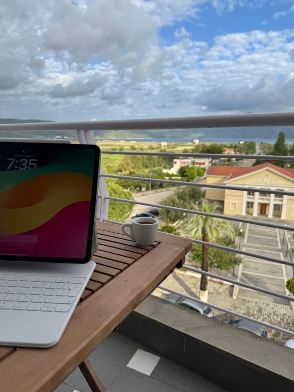 Natural landscape, View (from property/room), Balcony/Terrace, City view, Sea view