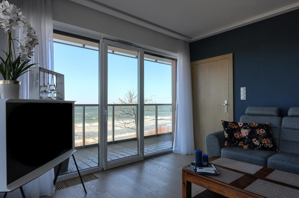 View (from property/room), View (from property/room), Living room, Seating area, Sea view, Sea view
