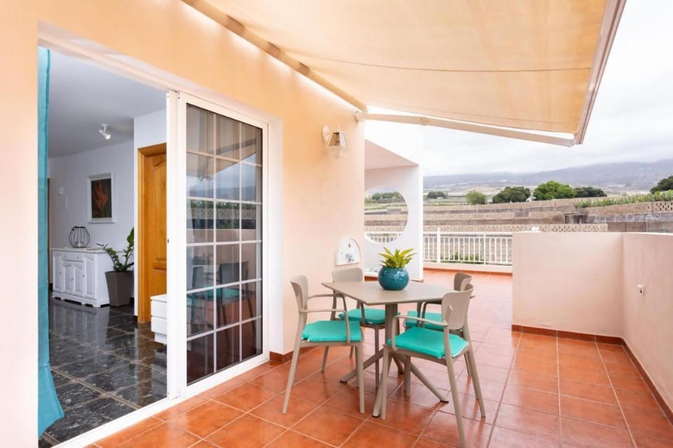 Natural landscape, View (from property/room), Balcony/Terrace, Mountain view
