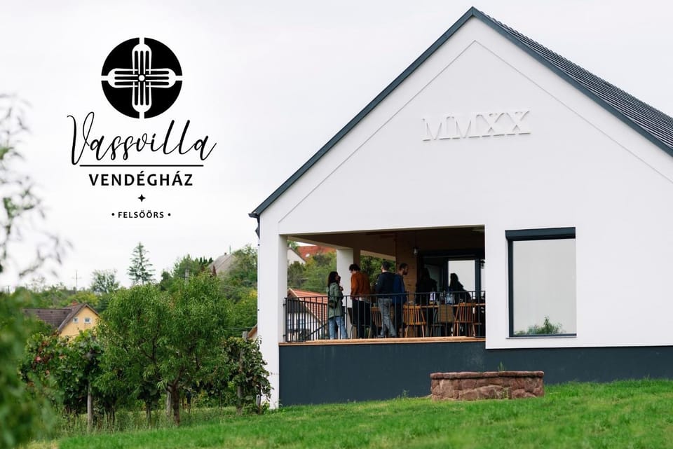 Property building, Property logo or sign, group of guests