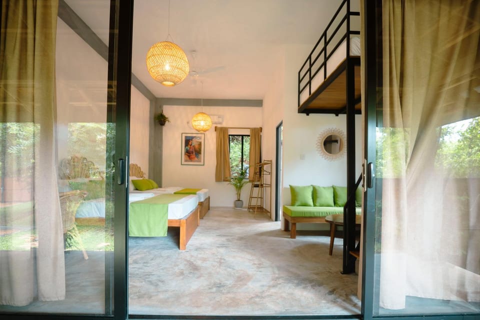 Bed, Living room, Photo of the whole room, Seating area, Bedroom