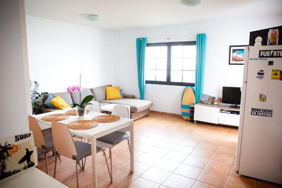 Communal lounge/ TV room, Living room, Seating area, Dining area