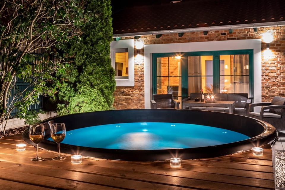 Hot Tub