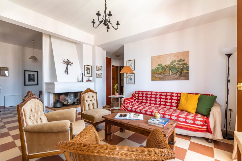 Living room, Seating area