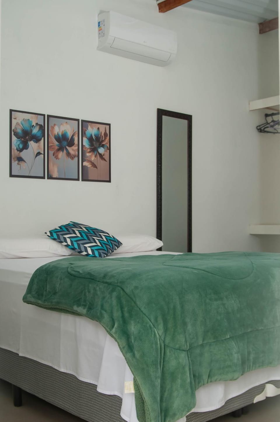Pousada Uchimura Bed and Breakfast in Embu