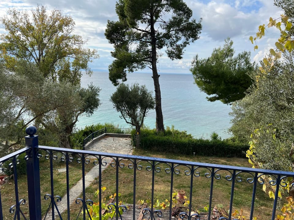 Garden, View (from property/room), Balcony/Terrace, Sea view