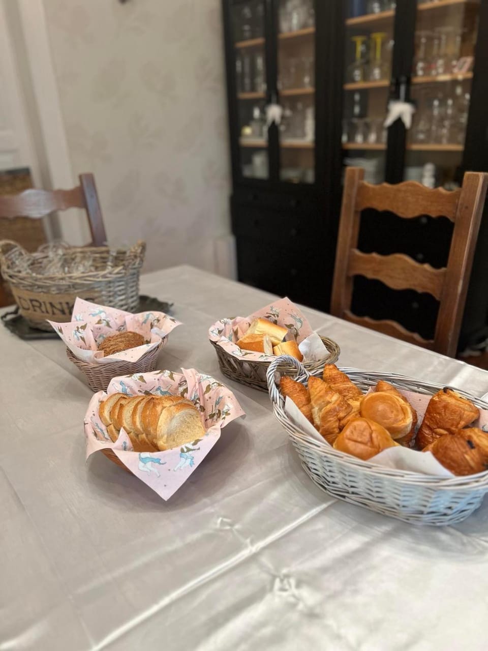 Breakfast, Continental breakfast