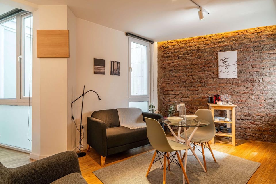HOM l Wifi AirAcond Cafe Vida Bohemio Lastarria Apartment in Santiago