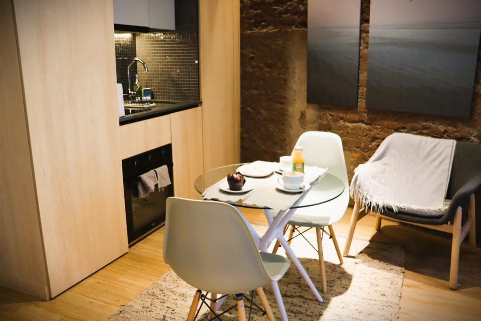 HOM l Wifi AirAcond Patrimonio Urbano Lastarria Apartment in Santiago