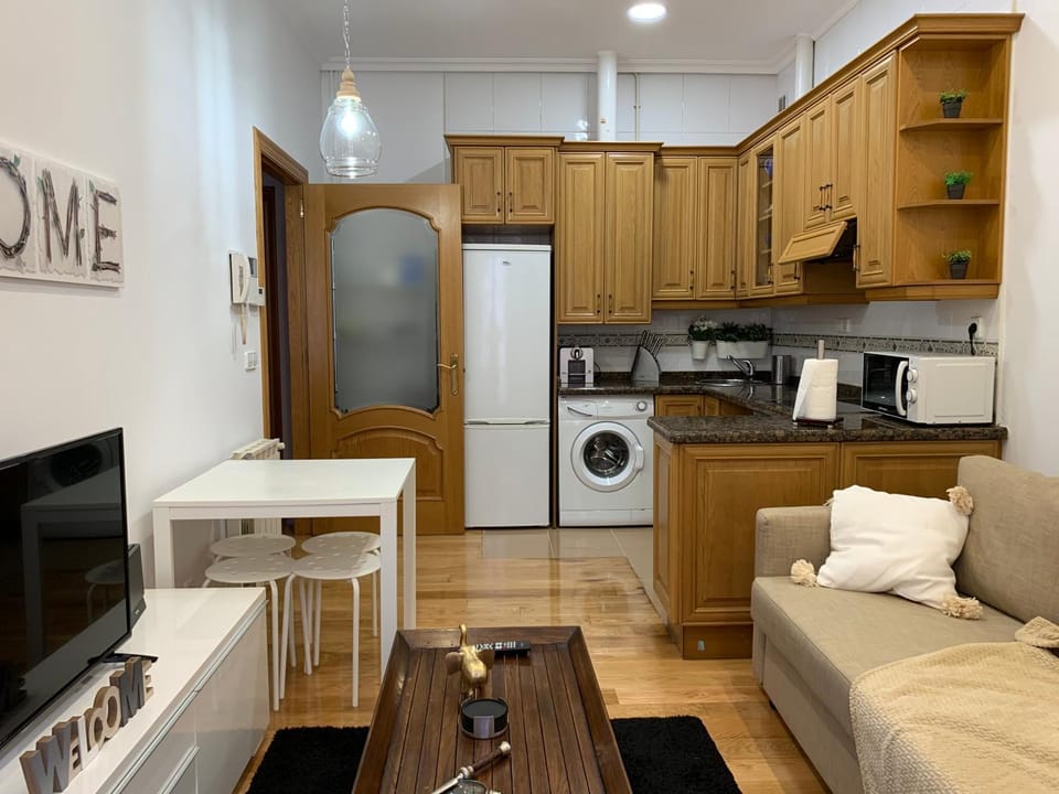 TV and multimedia, Living room, Dining area