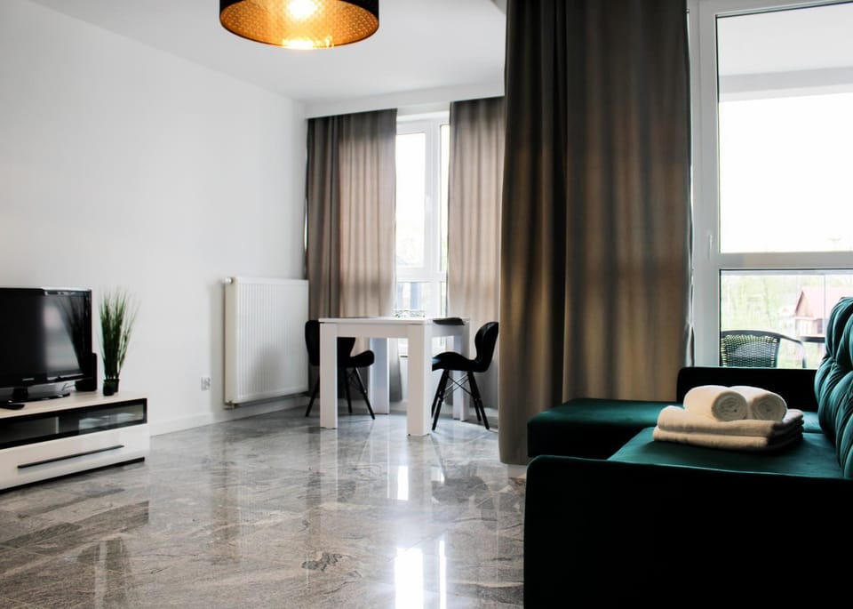 Apartament White-Niska z garażem podziemnym Apartment in Poland