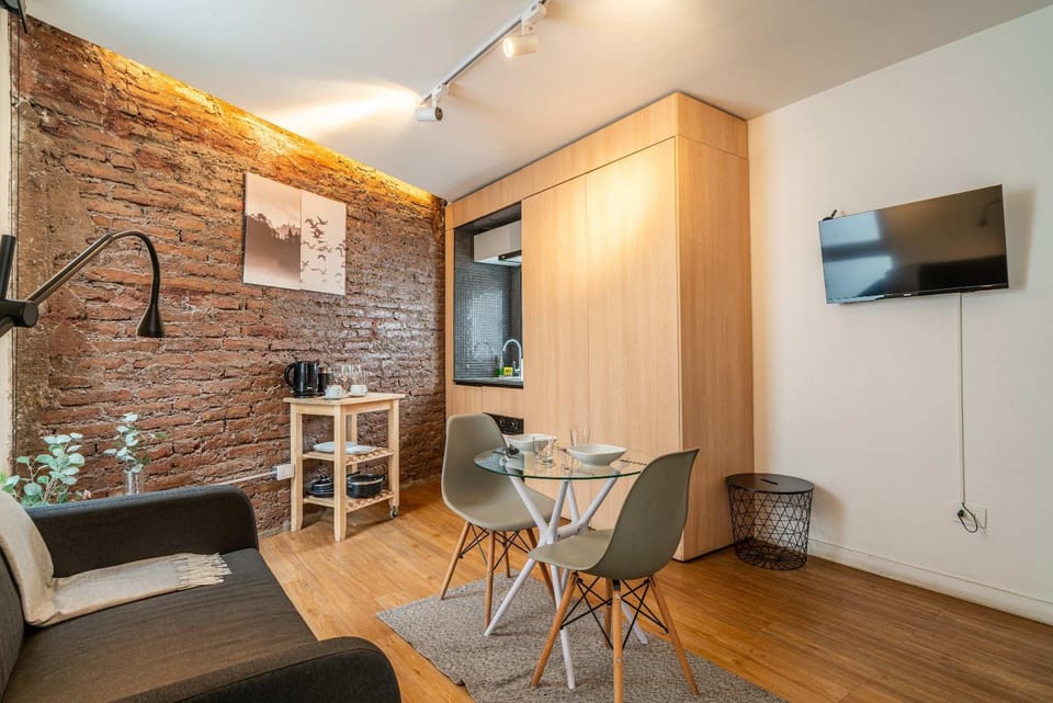 HOM l Wifi AirAcond Cultura Explorar Lastarria Apartment in Santiago