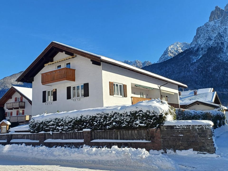 Property building, Winter