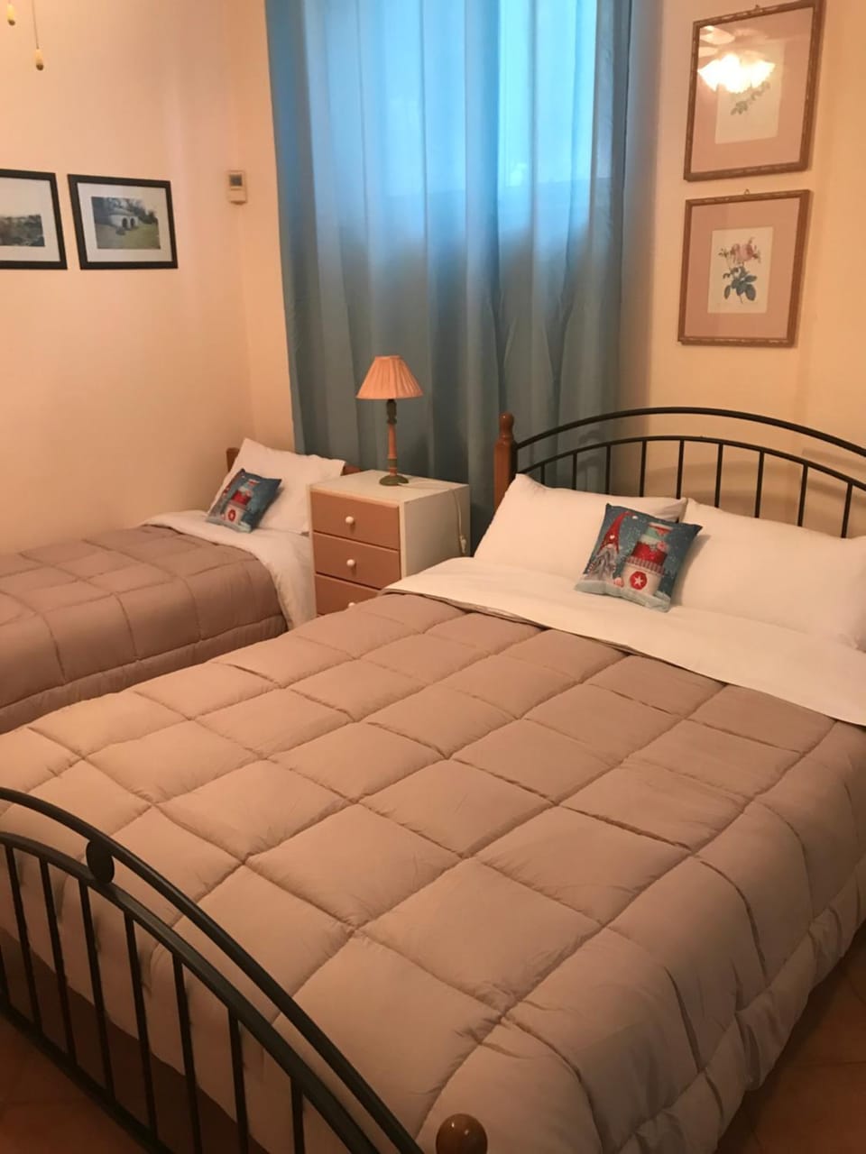 Yellow House Oropos Apartment in East Attica Regional Unit, Greece