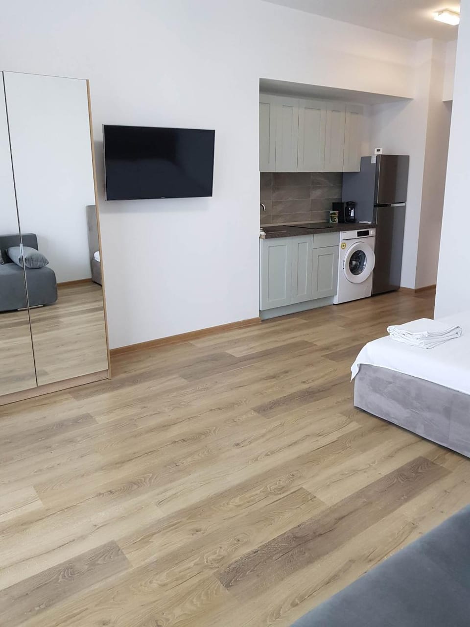 Communal lounge/ TV room, Bed, Kitchen or kitchenette, Seating area, minibar