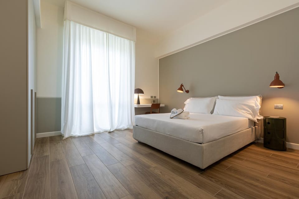 Bed, Photo of the whole room, Bedroom, towels, wardrobe