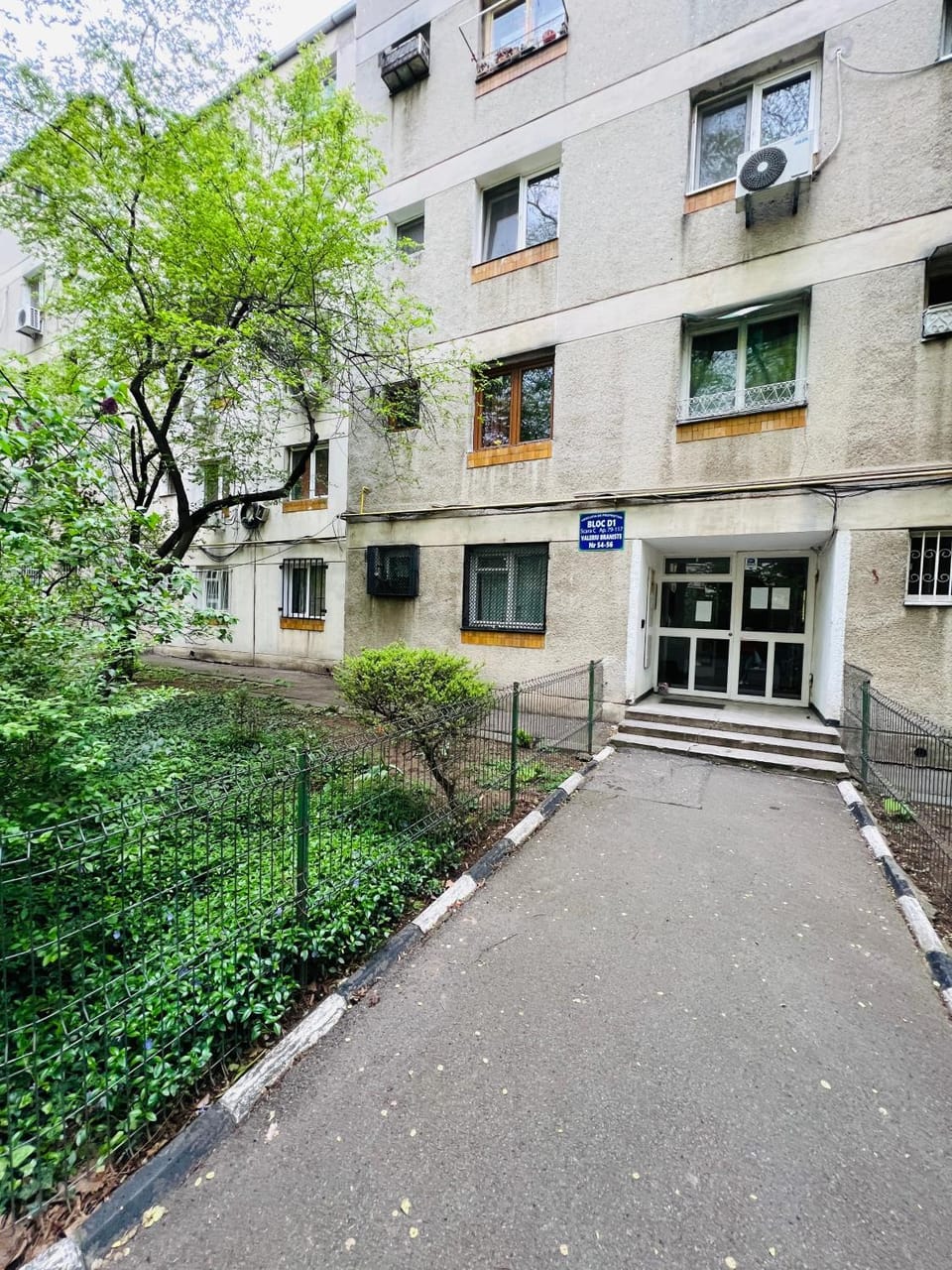 Condor Studio Apartment in Bucharest