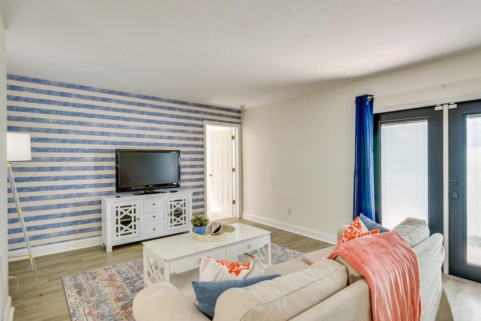 New Smyrna Beach Vacation Rental < 1/2 Mi to Beach House in Edgewater