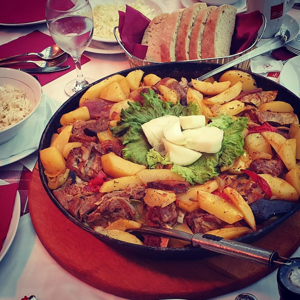 Food and drinks, Food, Lunch, Dinner