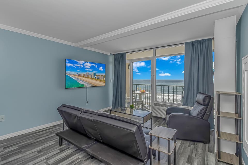 Sleek and Modern Oceanfront Condo - 6th Floor- Sand Dunes 2635 House in Myrtle Beach