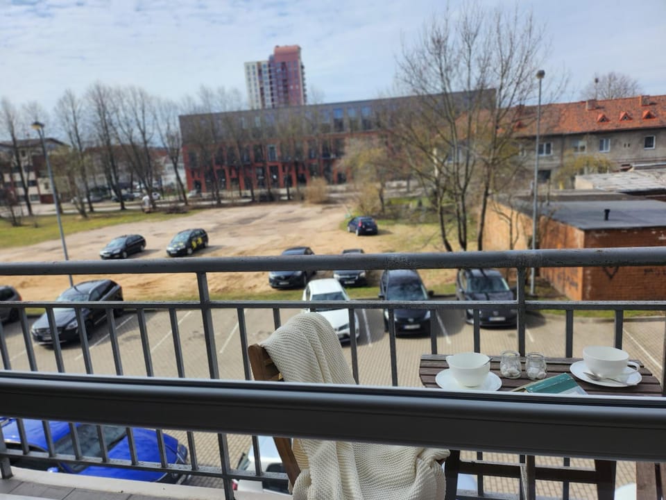 View (from property/room), Balcony/Terrace, City view, Parking