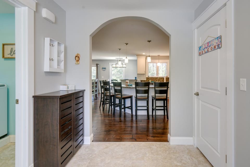 Stunning Wells Home w/ Fire Pit & Porch! House in Wells