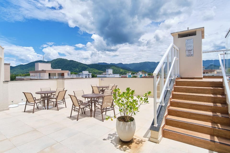 Property building, Day, Natural landscape, View (from property/room), Balcony/Terrace, Mountain view