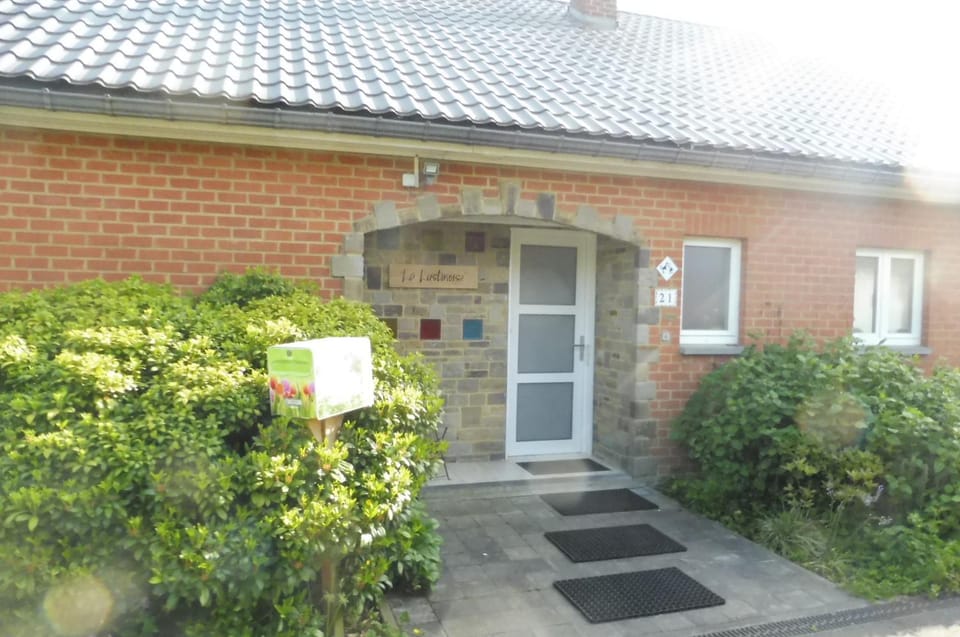 La Lustinoise Bed and Breakfast in Wallonia, Belgium