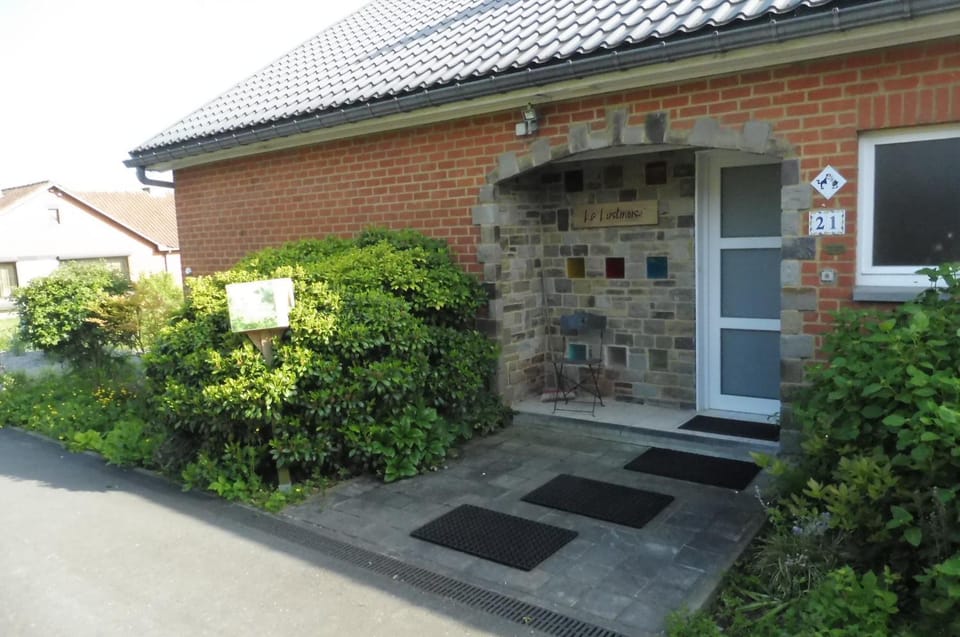 La Lustinoise Bed and Breakfast in Wallonia, Belgium