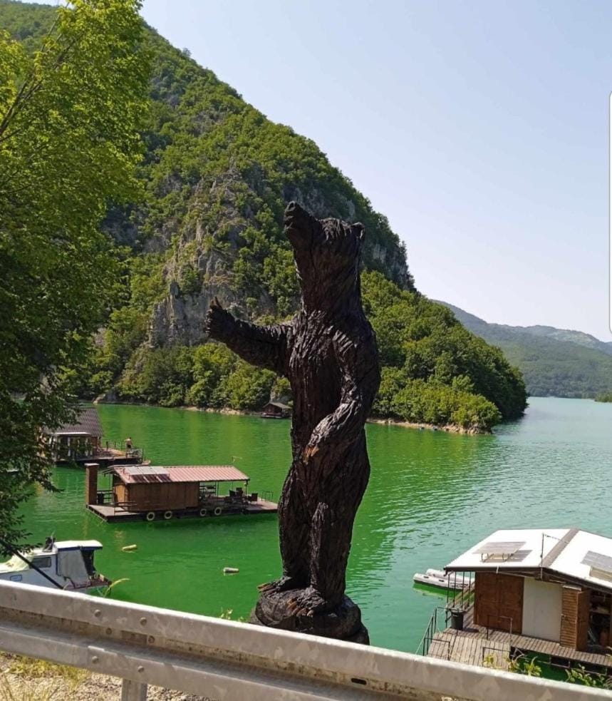 Floating apartments Apartment in Zlatibor District, Serbia