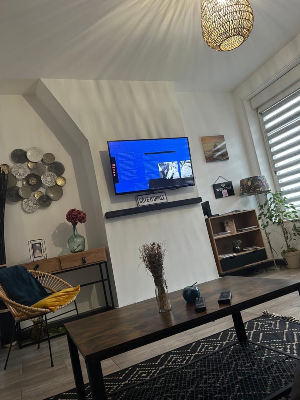 Communal lounge/ TV room, Living room