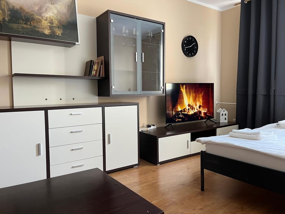 TV and multimedia, Bedroom
