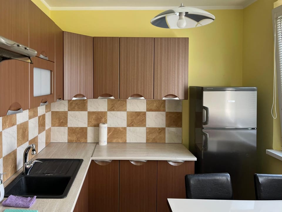 Kitchen or kitchenette, pet friendly, stove