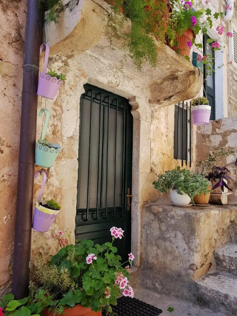 Property building, Day
