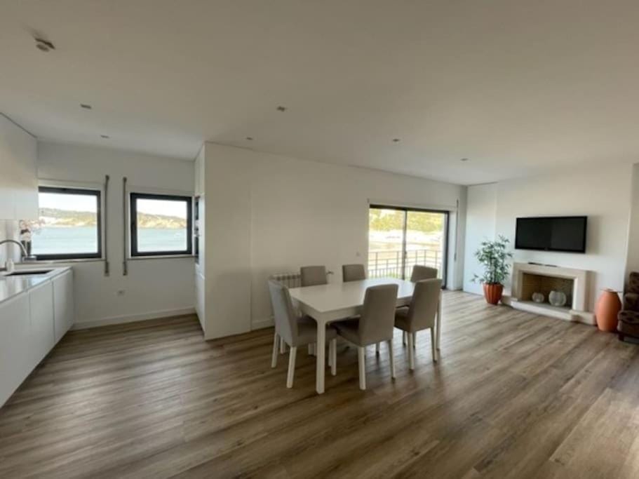Kitchen or kitchenette, Living room, Dining area