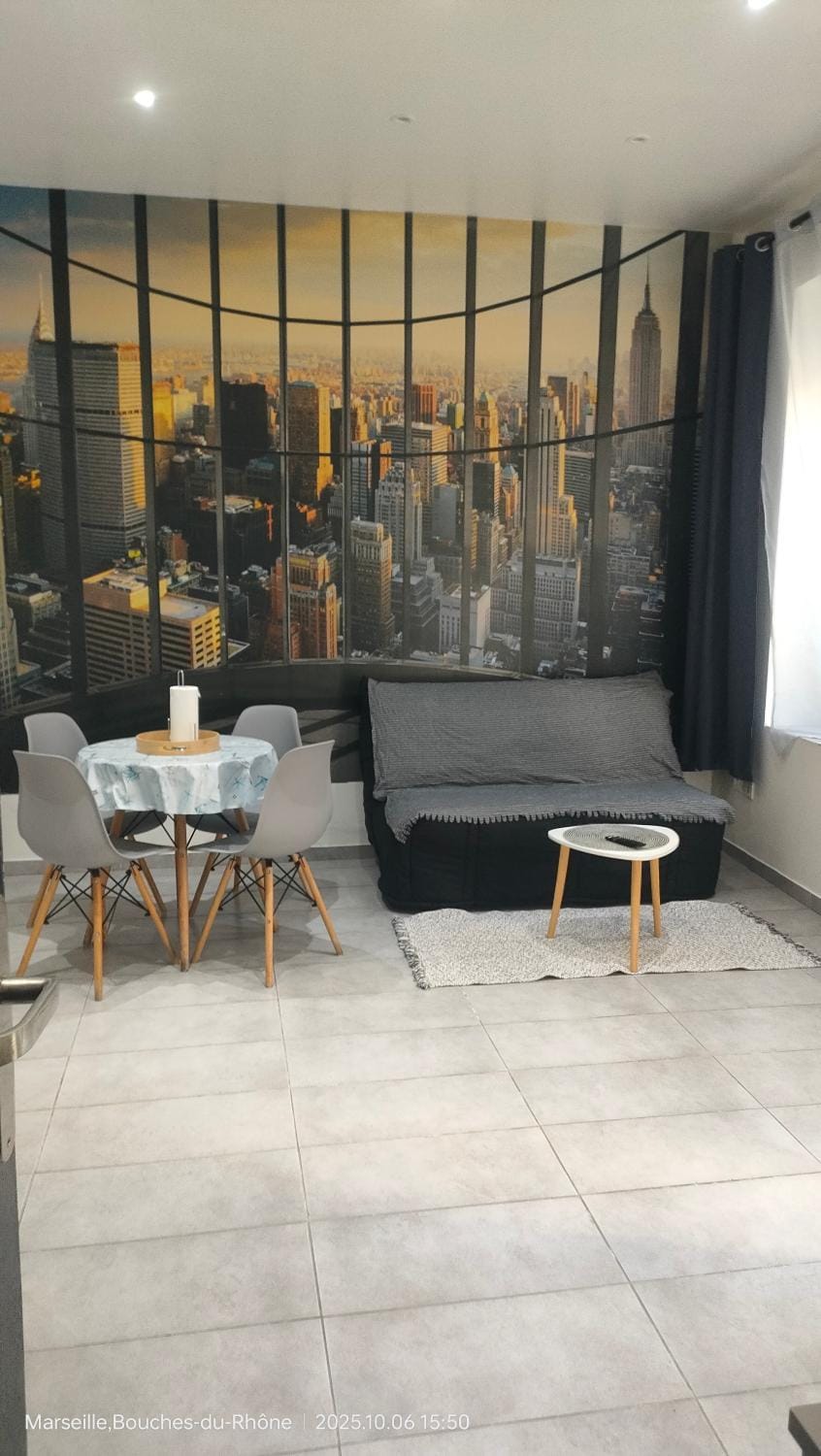 Charmant appart 4Per Marseille Apartment in Marseille