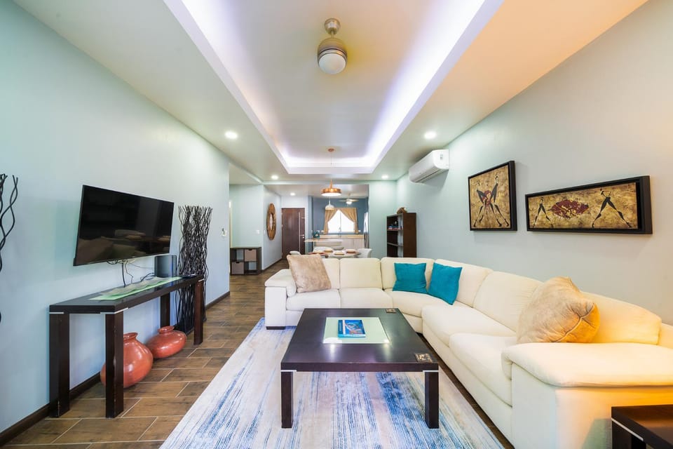 Communal lounge/ TV room, Living room