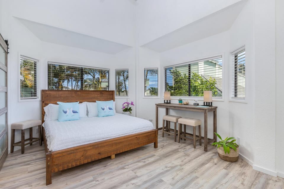 Kamahana 16 - up House in Princeville