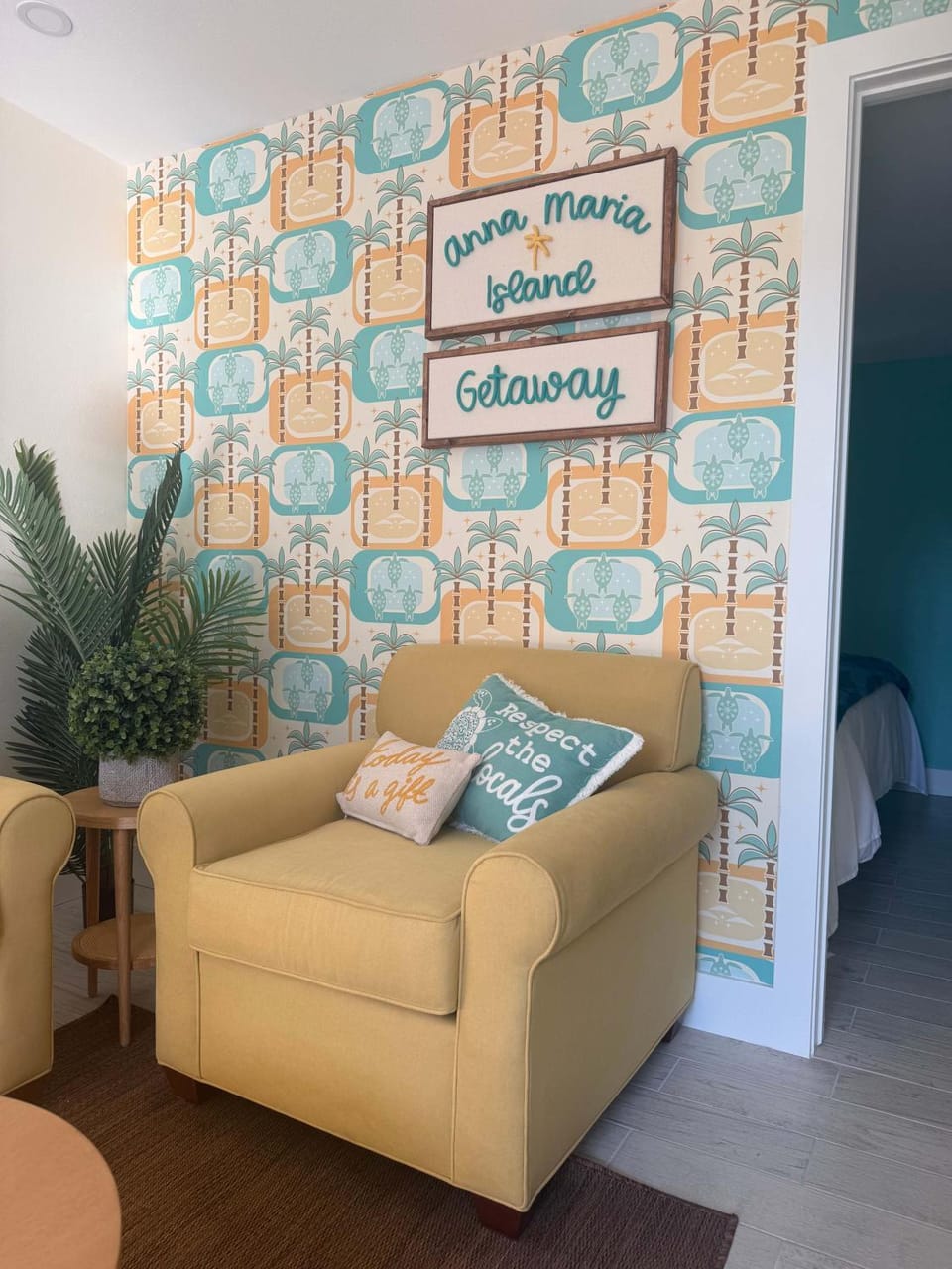 Just Beachy! One bed one bath charmer steps to beach House in Bradenton Beach