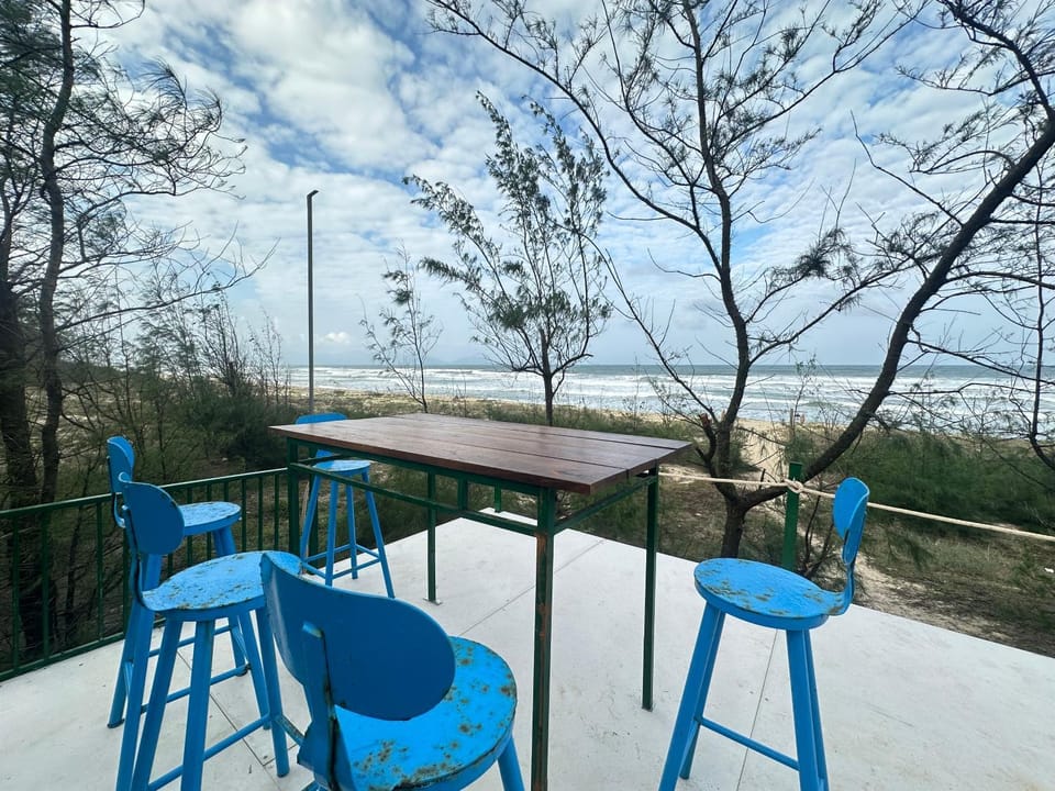 Charming and Spacious Beach Homestay 4 Rooms 1 Pool Entire Palace House in Hoi An
