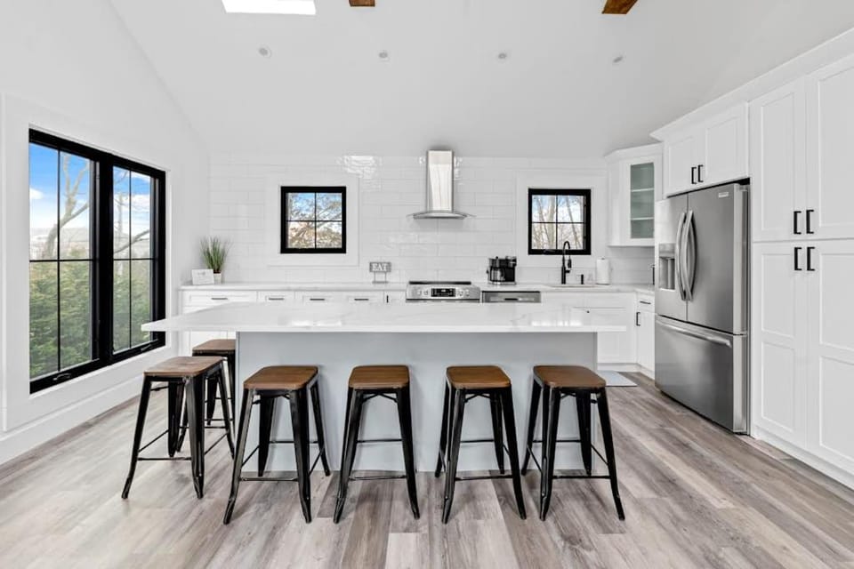 Marble & Sun House in The Hamptons
