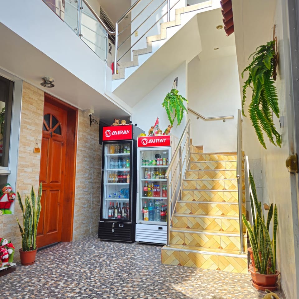 Food and drinks, vending machine