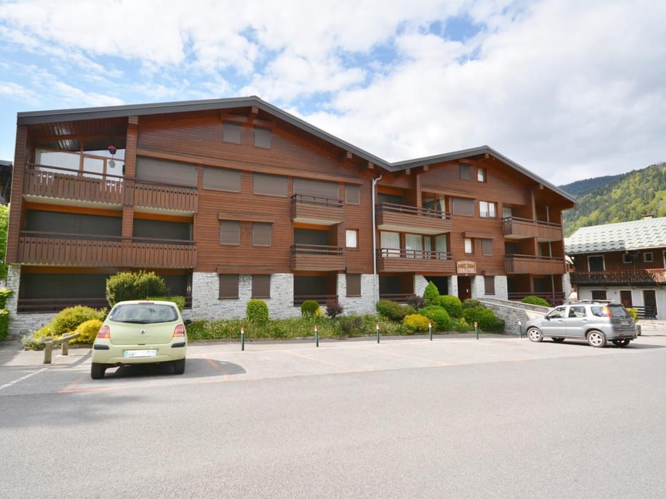 Appartement T3 au Centre de Morzine, Proche Pistes, Balcon Exposé Sud, Parking et Casier à Skis - FR-1-684-2 Apartment in Montriond
